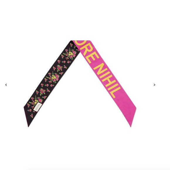 Gucci "Sine Amore Nihil" print silk neck bow - Picture 2 of 7